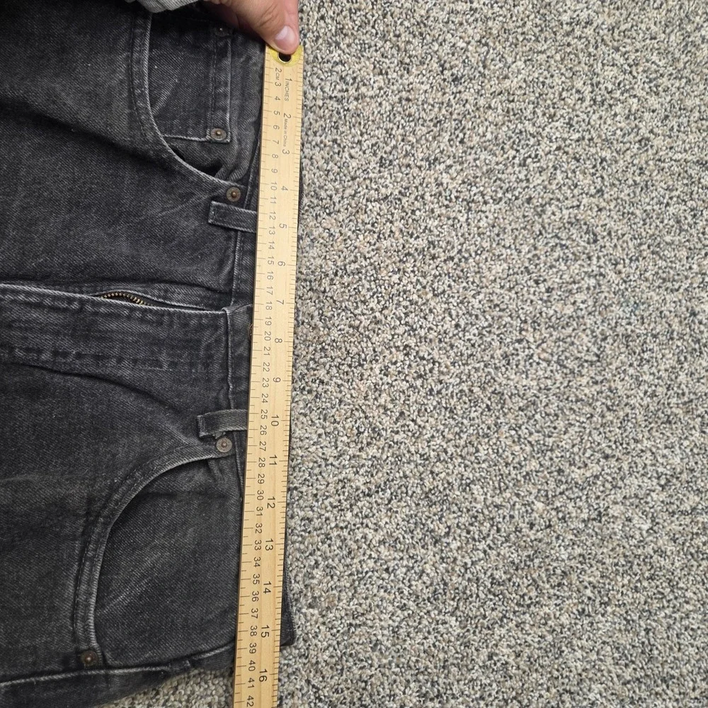 Vintage Levis 550 Mens 33x34 Black Relaxed Fit Tapered Leg Jeans Made in USA 90s